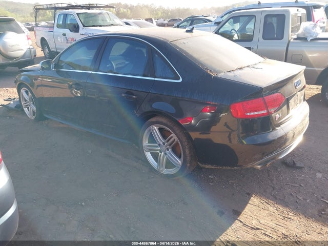2010 AUDI S4 WAUBGAFL2AA152592 Photo 2