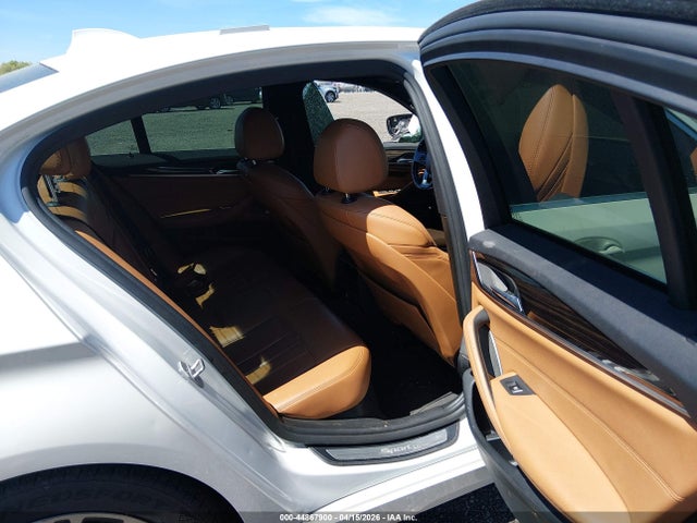 Продажа на аукционе авто 2018 Bmw 530i Xdrive, vin: WBAJA7C54JWC75726, номер лота: 44867900