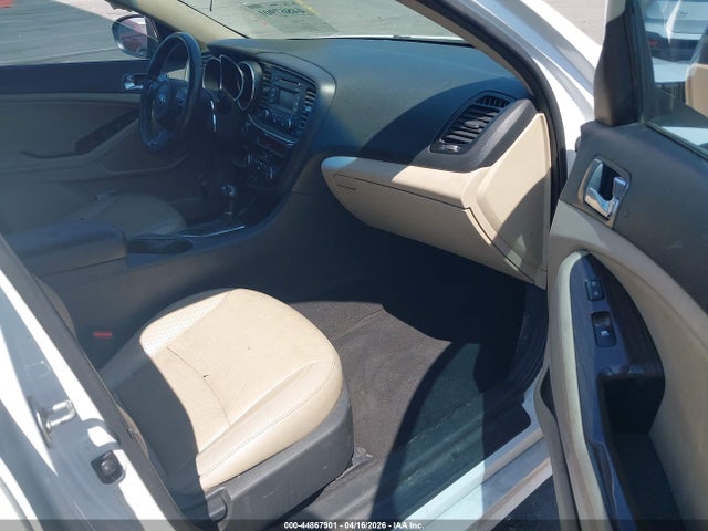 2014 Kia Optima Ex მანქანა იყიდება აუქციონზე, vin: 5XXGN4A77EG318688, აუქციონის ნომერი: 44867901