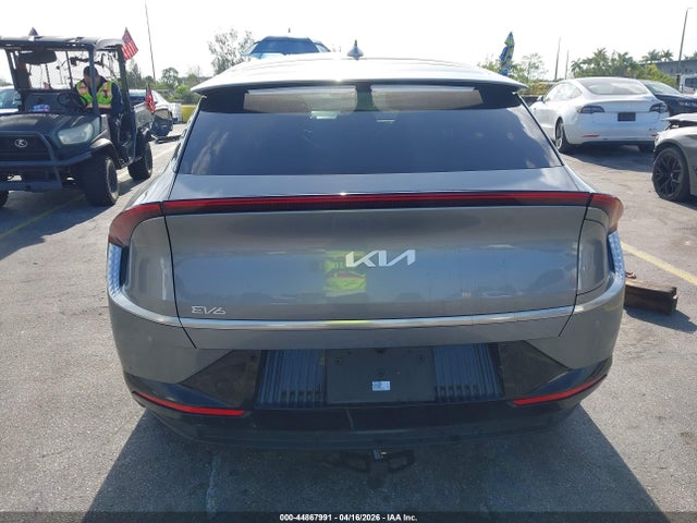 KNDC34LA4R5220256 KIA Ev6 Wind