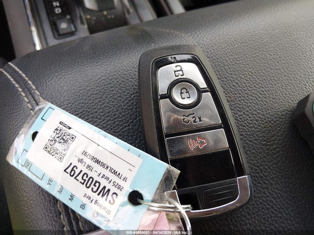 Продажа на аукционе авто 2025 Ford F-150 Lightning Xlt, vin: 1FTVW3LK9SWG05797, номер лота: 44868001