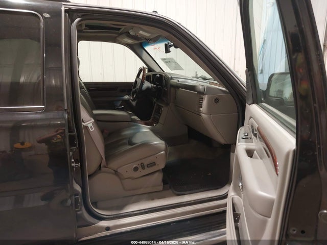 44868014 :رقم المزاد ، 1GYEK63N53R297724 vin ، 2003 Cadillac Escalade Standard مزاد بيع