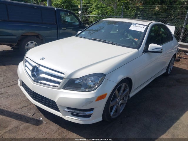 Aukcja sprzedaży 2013 Mercedes-benz C 250 Sport, vin: WDDGF4HB6DR265006, numer aukcji: 44868023