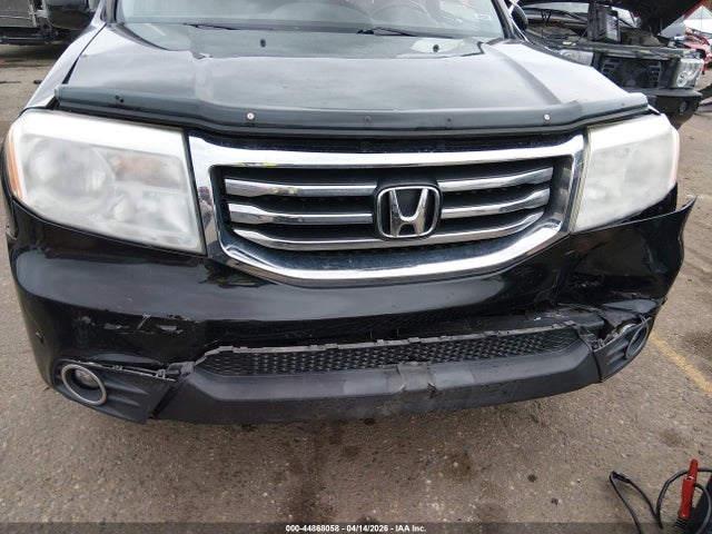 44868058 :رقم المزاد ، 5FNYF4H92CB055941 vin ، 2012 Honda Pilot Touring مزاد بيع