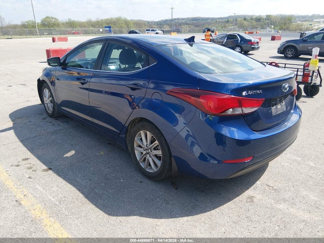 Продажа на аукционе авто 2015 Hyundai Elantra Se, vin: 5NPDH4AE2FH569715, номер лота: 44868071