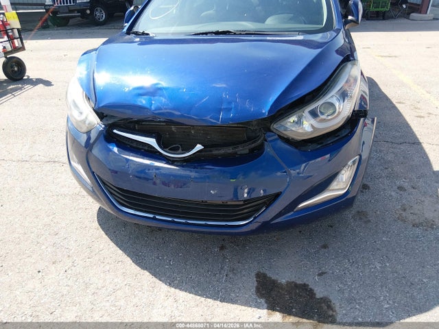 Продажа на аукционе авто 2015 Hyundai Elantra Se, vin: 5NPDH4AE2FH569715, номер лота: 44868071