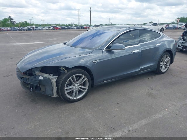2014 TESLA MODEL S 5YJSA1H10EFP43727 Photo 1