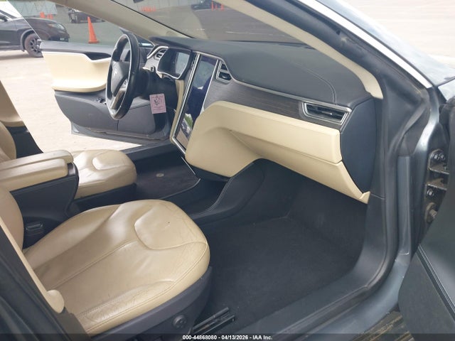 2014 TESLA MODEL S 5YJSA1H10EFP43727 Photo 4
