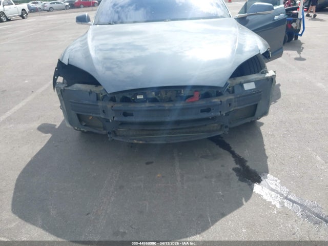 2014 TESLA MODEL S 5YJSA1H10EFP43727 Photo 5