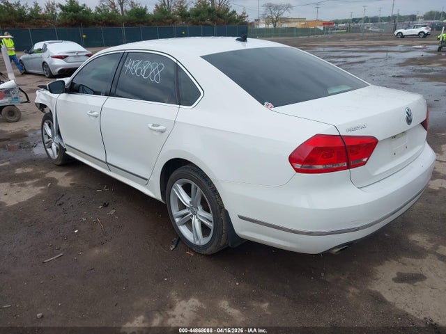 Продаж на аукціоні авто 2013 Volkswagen Passat 2.0l Tdi Se, vin: 1VWBN7A35DC062443, номер лоту: 44868088