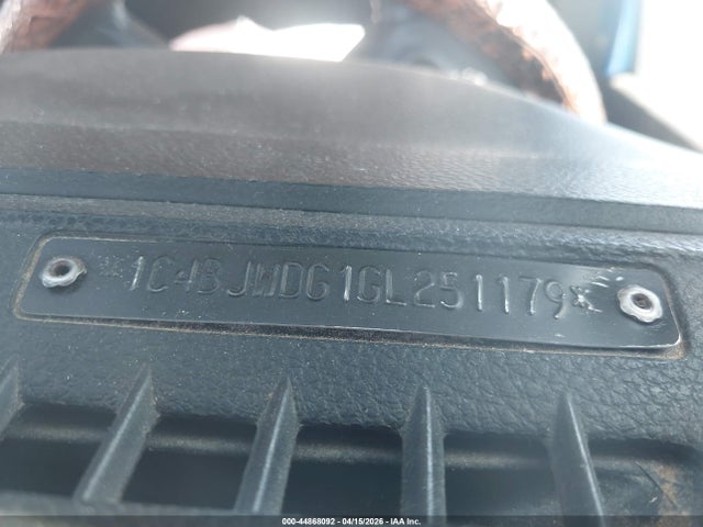 2016 Jeep Wrangler Unlimited Sport მანქანა იყიდება აუქციონზე, vin: 1C4BJWDG1GL251179, აუქციონის ნომერი: 44868092