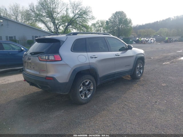 44868096 :رقم المزاد ، 1C4PJMBX6KD137047 vin ، 2019 Jeep Cherokee Trailhawk 4x4 مزاد بيع