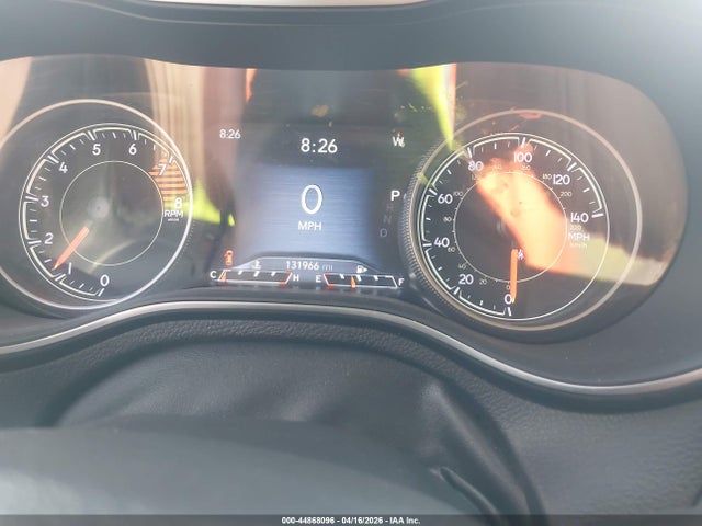 44868096 :رقم المزاد ، 1C4PJMBX6KD137047 vin ، 2019 Jeep Cherokee Trailhawk 4x4 مزاد بيع