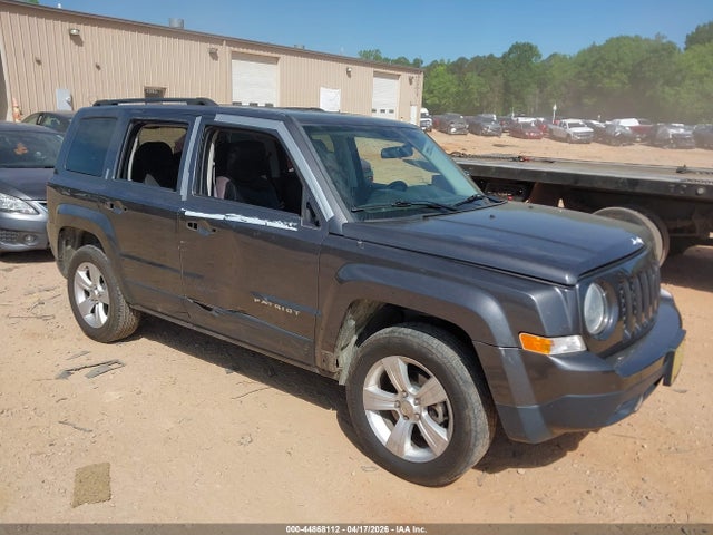 2015 Jeep Patriot Latitude მანქანა იყიდება აუქციონზე, vin: 1C4NJRFB0FD257421, აუქციონის ნომერი: 44868112