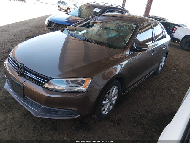 44868115 :رقم المزاد ، 3VWD17AJ8EM431380 vin ، 2014 Volkswagen Jetta 1.8t Se مزاد بيع