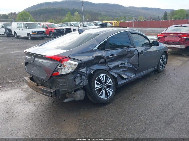 Aukcja sprzedaży 2018 Honda Civic Ex-t, vin: 19XFC1E31JE002780, numer aukcji: 44868119