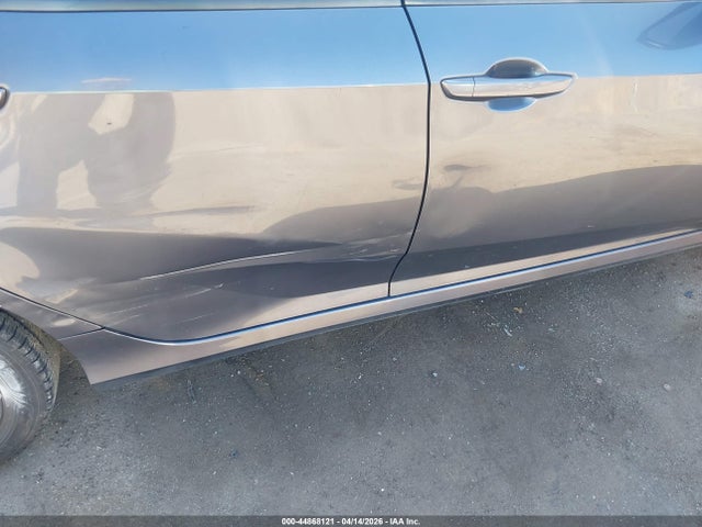 2HGFC2F55JH521164 Honda Civic Lx