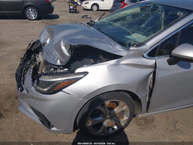 1G1BF5SM3H7213010 Chevrolet Cruze Premier Auto