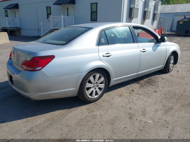 Продажа на аукционе авто 2005 Toyota Avalon Xls, vin: 4T1BK36B45U062011, номер лота: 44868131