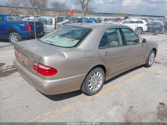 44868140 :رقم المزاد ، WDBJF82J3YX036726 vin ، 2000 Mercedes-benz E 320 4m مزاد بيع