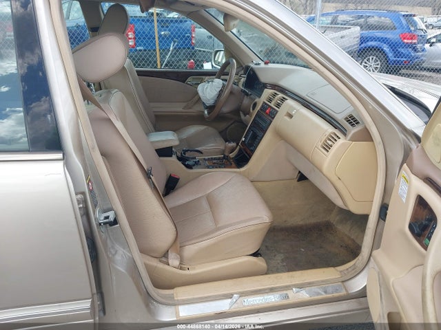44868140 :رقم المزاد ، WDBJF82J3YX036726 vin ، 2000 Mercedes-benz E 320 4m مزاد بيع