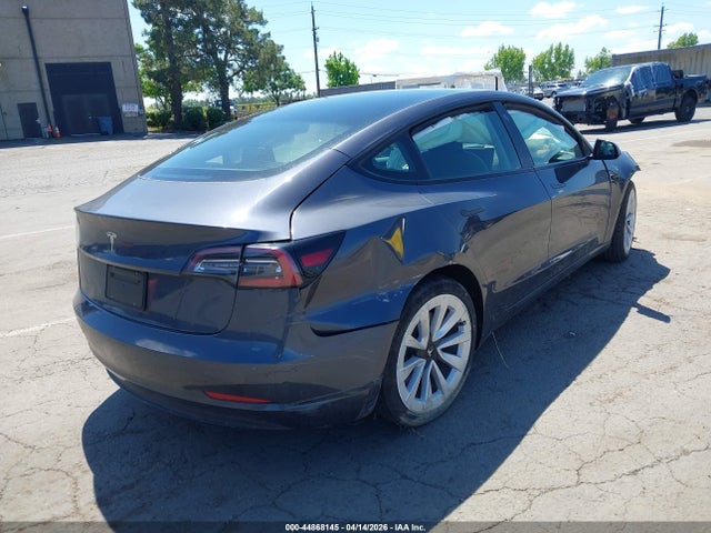 44868145 :رقم المزاد ، 5YJ3E1EAXNF359306 vin ، 2022 Tesla Model 3 Rear-wheel Drive مزاد بيع