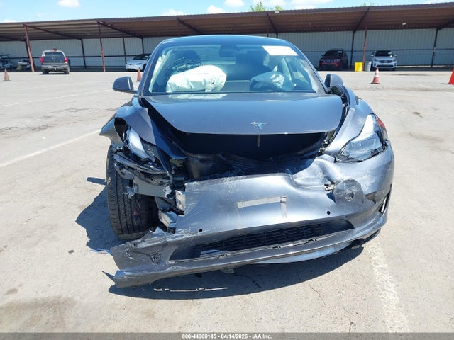 44868145 :رقم المزاد ، 5YJ3E1EAXNF359306 vin ، 2022 Tesla Model 3 Rear-wheel Drive مزاد بيع
