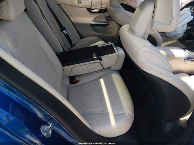 44868156 :رقم المزاد ، W1KAF4GB2NR019031 vin ، 2022 Mercedes-benz C 300 Sedan مزاد بيع