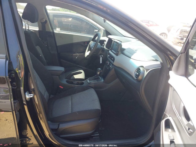 Auction sale of the 2021 Hyundai Kona Se, vin: KM8K12AA8MU616483, lot number: 44868175