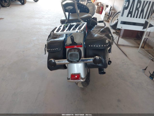 2011 Harley-davidson Flstc მანქანა იყიდება აუქციონზე, vin: 1HD1BW510BB041303, აუქციონის ნომერი: 44868176