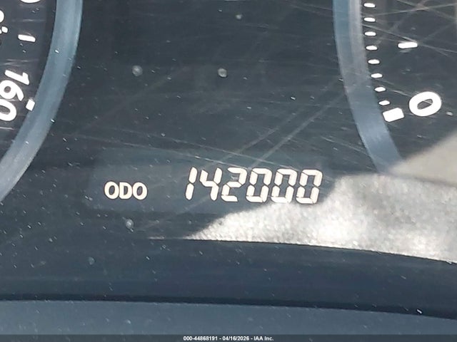 44868191 :رقم المزاد ، JTHFE2C21A2501696 vin ، 2010 Lexus Is 350c مزاد بيع