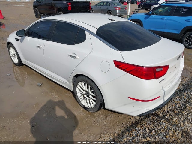 Продажа на аукционе авто 2015 Kia Optima Lx, vin: KNAGM4A7XF5605206, номер лота: 44868203