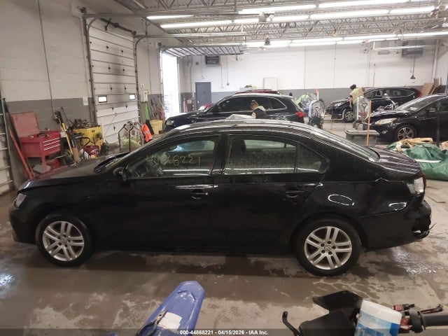 44868221 :رقم المزاد ، 3VW167AJ8JM226012 vin ، 2018 Volkswagen Jetta 1.4t S مزاد بيع