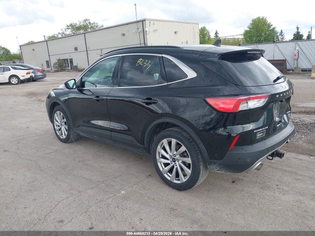 44868233 :رقم المزاد ، 1FMCU9J93NUA07023 vin ، 2022 Ford Escape Titanium مزاد بيع
