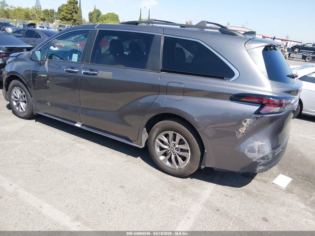 2023 TOYOTA SIENNA 5TDYRKEC0PS143710 Photo 2