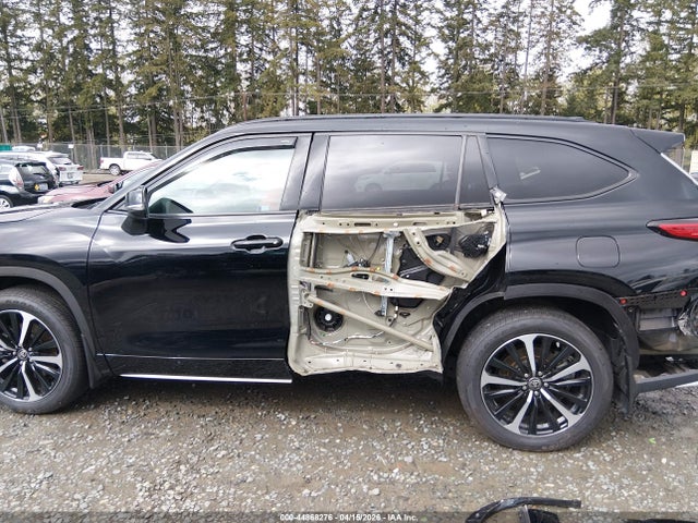 5TDJZRBH4MS127144 Toyota Highlander Xse