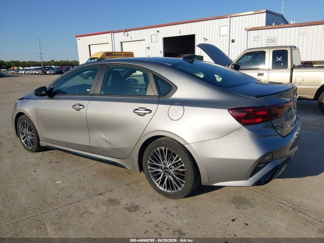 2022 Kia Forte Gt-line მანქანა იყიდება აუქციონზე, vin: 3KPF54ADXNE486304, აუქციონის ნომერი: 44868299
