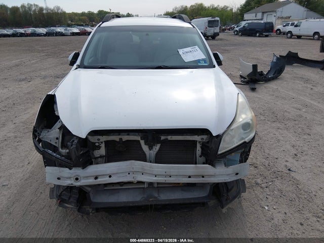 Продаж на аукціоні авто 2014 Subaru Outback 2.5i Premium, vin: 4S4BRBCC0E3201513, номер лоту: 44868323