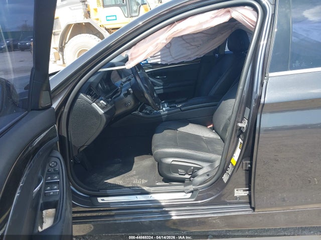 44868324 :رقم المزاد ، WBA5B3C51ED538289 vin ، 2014 Bmw 535i Xdrive مزاد بيع