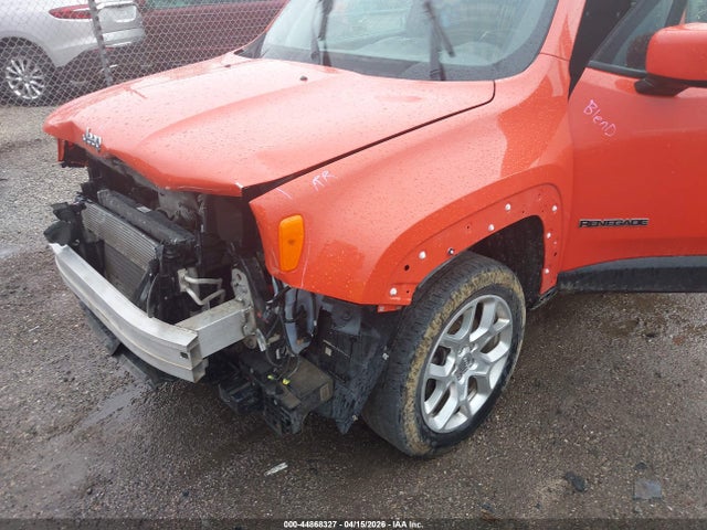 44868327 :رقم المزاد ، ZACCJBBB1JPH52015 vin ، 2018 Jeep Renegade Latitude 4x4 مزاد بيع
