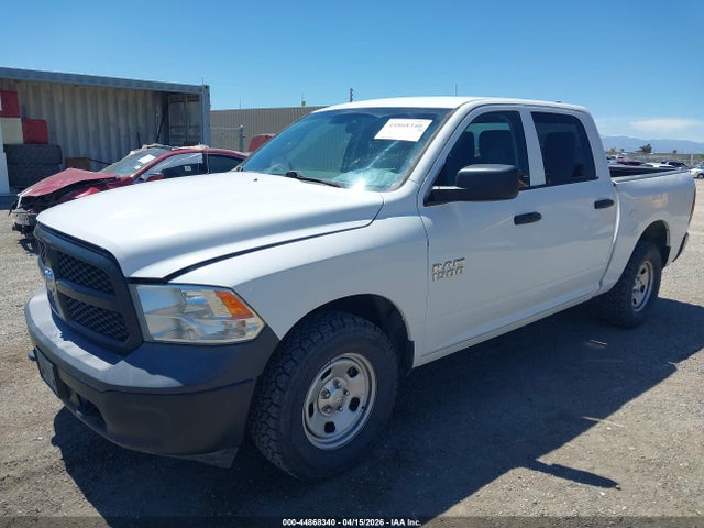2018 RAM 1500 1C6RR7KG8JS300530 Photo 1