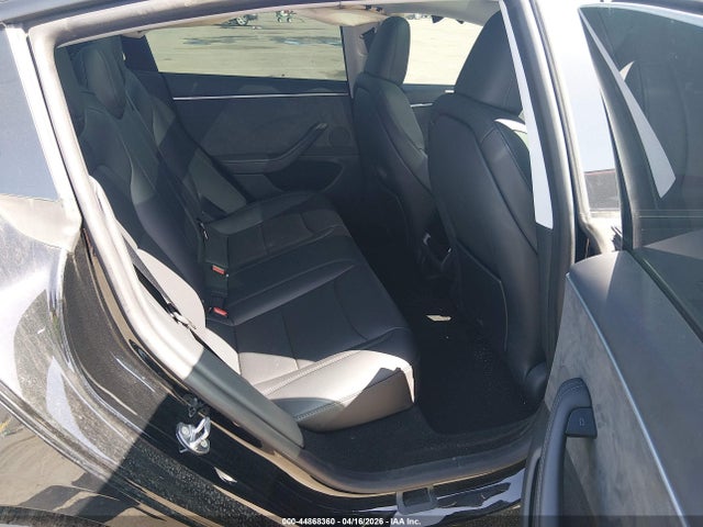 44868360 :رقم المزاد ، 5YJ3E1EB6SF952343 vin ، 2025 Tesla Model 3 Long Range All-wheel Drive مزاد بيع