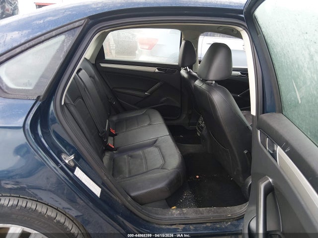 Aukcja sprzedaży 2019 Volkswagen Passat 2.0t Wolfsburg Edition, vin: 1VWLA7A30KC013664, numer aukcji: 44868399