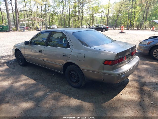 1999 TOYOTA CAMRY 4T1BG22K7XU551779 Photo 2