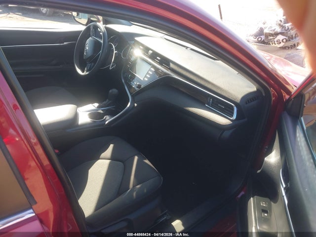 4T1B11HK0JU651622 Toyota CAMRY LE