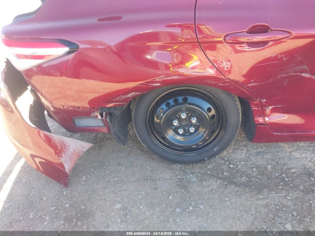 4T1B11HK0JU651622 Toyota CAMRY LE