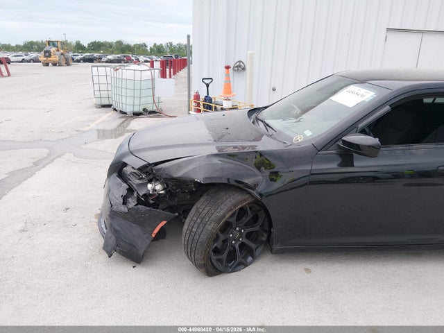 44868430 :رقم المزاد ، 2C3CCAAG1KH663926 vin ، 2019 Chrysler 300 Touring مزاد بيع