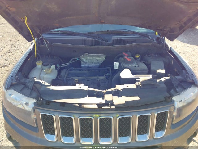 44868439 :رقم المزاد ، 1C4NJCBA5HD147333 vin ، 2017 Jeep Compass Sport Fwd مزاد بيع