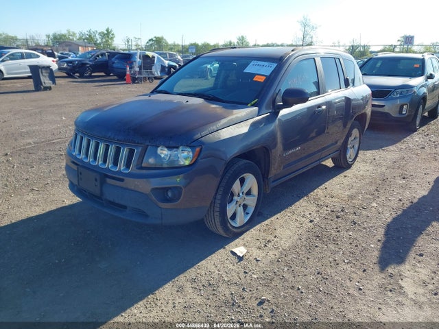 44868439 :رقم المزاد ، 1C4NJCBA5HD147333 vin ، 2017 Jeep Compass Sport Fwd مزاد بيع