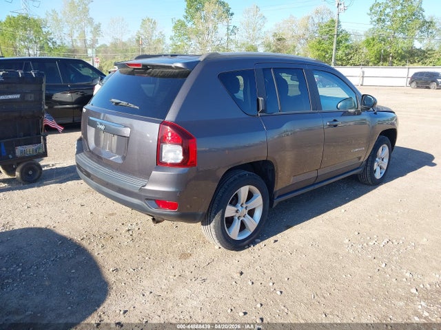 44868439 :رقم المزاد ، 1C4NJCBA5HD147333 vin ، 2017 Jeep Compass Sport Fwd مزاد بيع